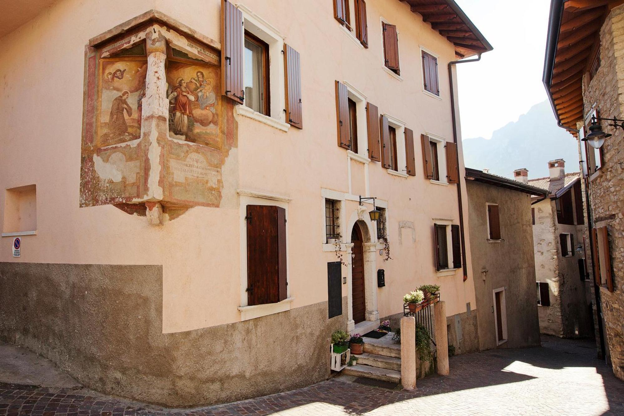 Appartamento Malù Morgana Tenno Extérieur photo